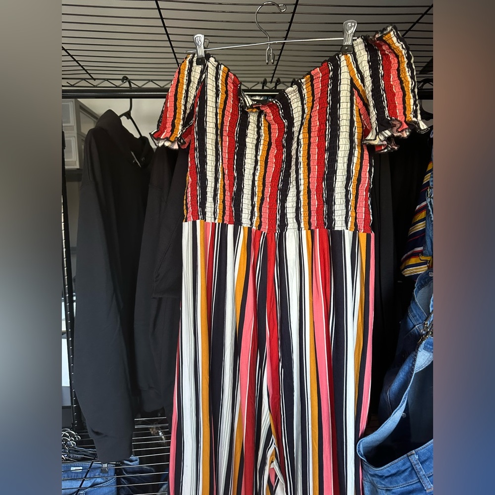 NEVER WORN RUE 21 ROMPER